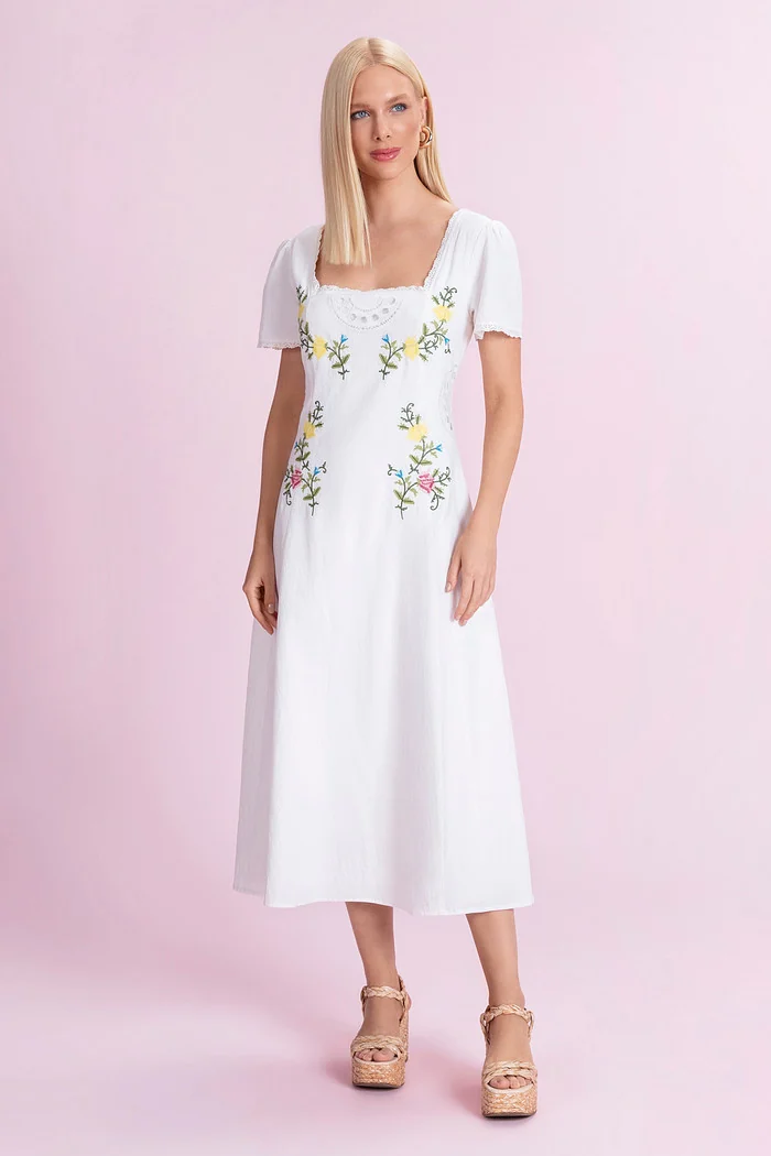 Vestido midi de algodão bordado branco, foto da Angel
